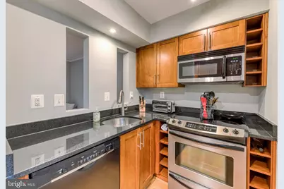 1363 K Street SE #202, Washington, DC 20003 - Photo 11