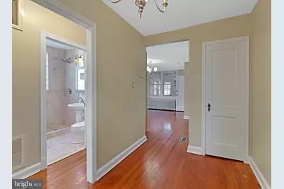 19 Hamilton Street NE, Washington, DC 20011 - Photo 9