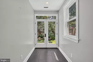 1537 5th St NW, Washington, DC 20001 - Photo 9