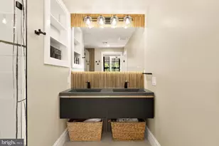 1010 Main Dr NW, Washington, DC 20012 - Photo 21