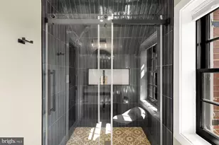 1010 Main Dr NW, Washington, DC 20012 - Photo 33