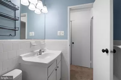 2400 41st Street NW #312, Washington, DC 20007 - Photo 15