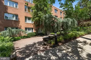 2400 41st St NW, Washington, DC 20007 - Photo 19