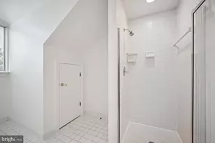 5330 Connecticut Ave NW, Washington, DC 20015 - Photo 35