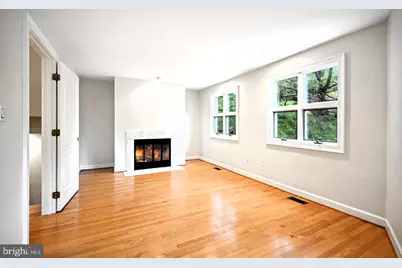 5330 Connecticut Avenue NW, Washington, DC 20015 - Photo 9
