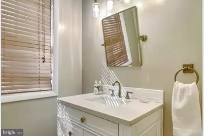 8112 Eastern Avenue NW, Washington, DC 20012 - Photo 9