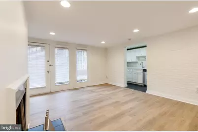 813 Maryland Avenue NE, Washington, DC 20002 - Photo 3