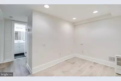 813 Maryland Avenue NE, Washington, DC 20002 - Photo 9