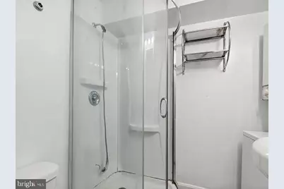 1704 V Street NW #B, Washington, DC 20009 - Photo 9