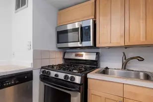 1704 V St NW, Washington, DC 20009 - Photo 3