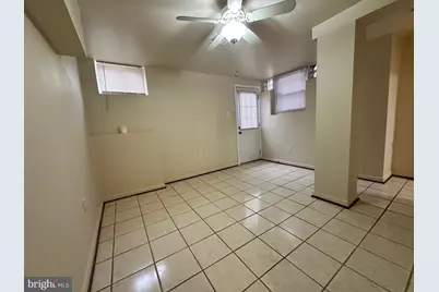 204 16th Street SE #B, Washington, DC 20003 - Photo 11