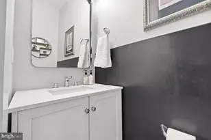 1216 I St NE, Washington, DC 20002 - Photo 11