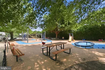 5 Pomander Walk NW, Washington, DC 20007 - Photo 23