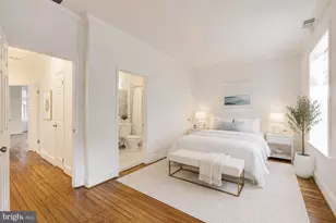 2209 Washington Cir NW, Washington, DC 20037 - Photo 19