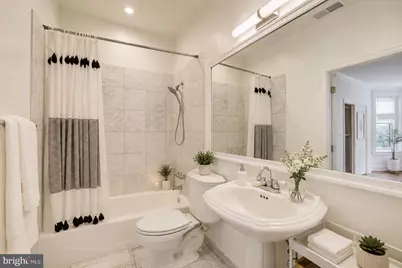 2209 Washington Circle NW #3, Washington, DC 20037 - Photo 17