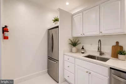 2209 Washington Circle NW #3, Washington, DC 20037 - Photo 11