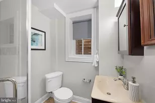 146 U St NW, Washington, DC 20001 - Photo 33