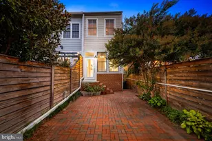 146 U St NW, Washington, DC 20001 - Photo 35