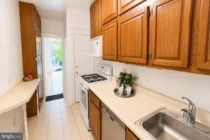 1126 I St NE, Washington, DC 20002 - Photo 15