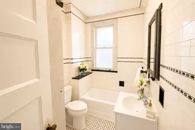1126 I Street NE, Washington, DC 20002 - Photo 21