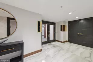 616 E E Street NW, Washington, DC 20004 - Photo 27