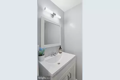 1705 D Street SE #2, Washington, DC 20003 - Photo 17
