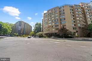 2201 L St NW, Washington, DC 20037 - Photo 25