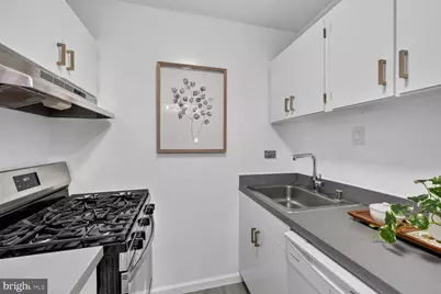 2201 L Street NW #518, Washington, DC 20037 - Photo 9