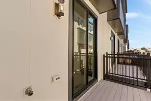 2607 Platt Ct NW, Washington, DC 20001 - Photo 9