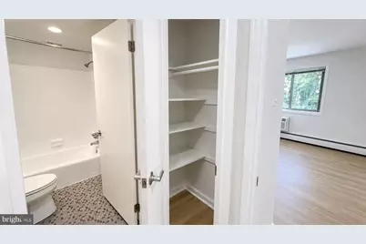 4465 Macarthur Boulevard NW #106, Washington, DC 20007 - Photo 3