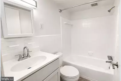 4465 Macarthur Boulevard NW #106, Washington, DC 20007 - Photo 9