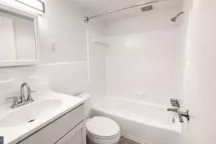 4465 MacArthur Blvd NW, Washington, DC 20007 - Photo 9