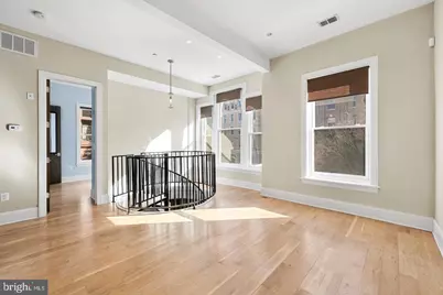 2009 Columbia Road NW #5, Washington, DC 20009 - Photo 3