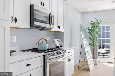 706 Longfellow Street NW, Washington, DC 20011 - Photo 5