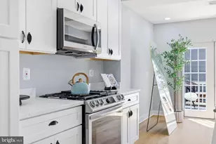 706 Longfellow St NW, Washington, DC 20011 - Photo 5