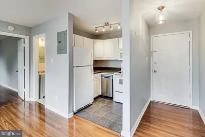 604 Longfellow Street NW #303, Washington, DC 20011 - Photo 7