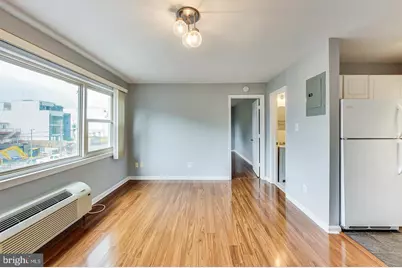 604 Longfellow Street NW #303, Washington, DC 20011 - Photo 5