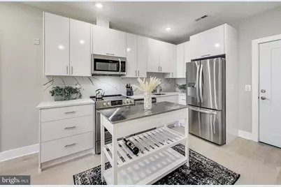 1638 K Street NE #302, Washington, DC 20002 - Photo 9