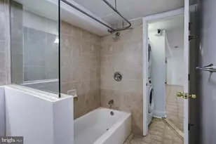 2151 Florida Ave NW, Washington, DC 20008 - Photo 19