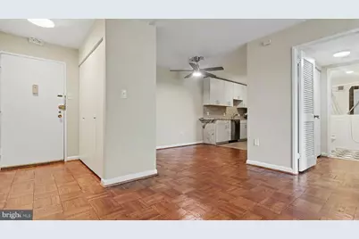 700 7th Street SW #711, Washington, DC 20024 - Photo 7