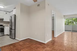 700 7th Street SW, Washington, DC 20024 - Photo 11