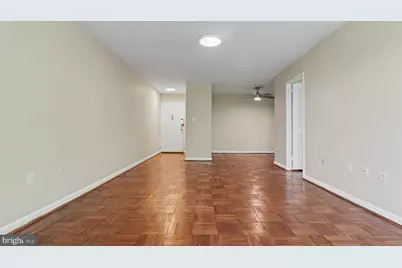 700 7th Street SW #711, Washington, DC 20024 - Photo 3