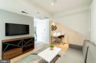 2422 17th St NW, Washington, DC 20009 - Photo 11