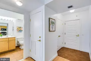 631 D Street NW, Washington, DC 20004 - Photo 17