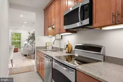 3229 Sutton Place NW #B, Washington, DC 20016 - Photo 7