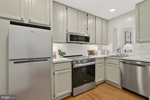 756 9th St SE, Washington, DC 20003 - Photo 9