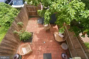 756 9th St SE, Washington, DC 20003 - Photo 27