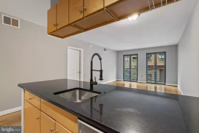 1117 10th Street NW #202, Washington, DC 20001 - Photo 9