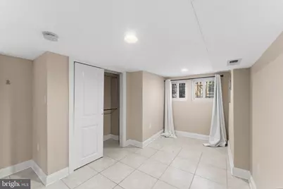 11 R Street NW #UNIT 2, Washington, DC 20001 - Photo 9