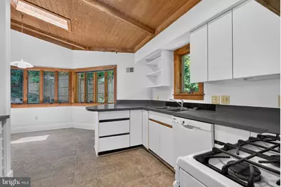 2963 Albemarle Street NW, Washington, DC 20008 - Photo 15